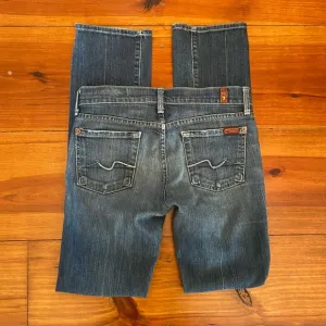 7 For All Mankind ‘straight leg’ Jeans Sz 25 EUC