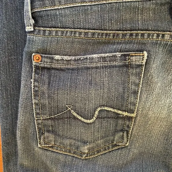 7 For All Mankind ‘straight leg’ Jeans Sz 25 EUC