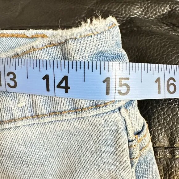 Abercrombie &amp; Fitch High Rise Mom Jean Light Blue Wash Women 30/10