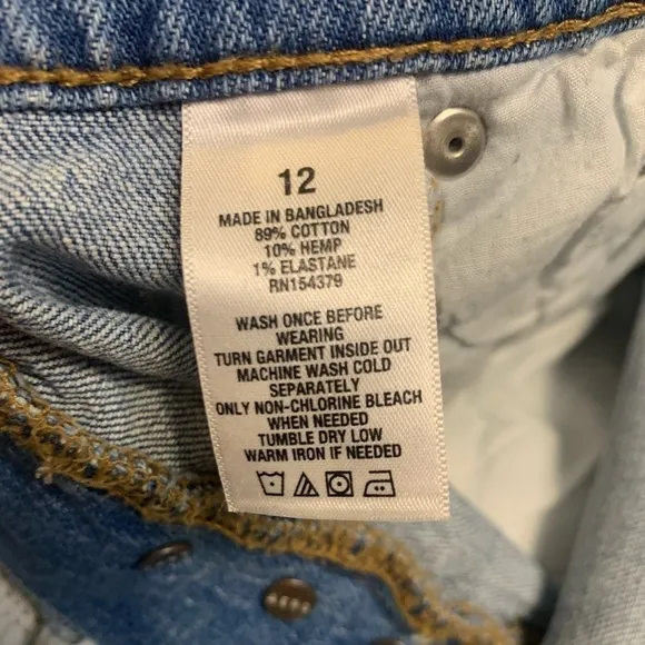 Aero 90's Super High Rise Straight Button Fly Jeans 12