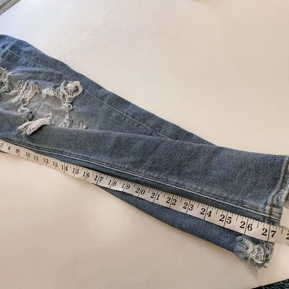 American Eagle Distressed Curvy Mom Jeans 4