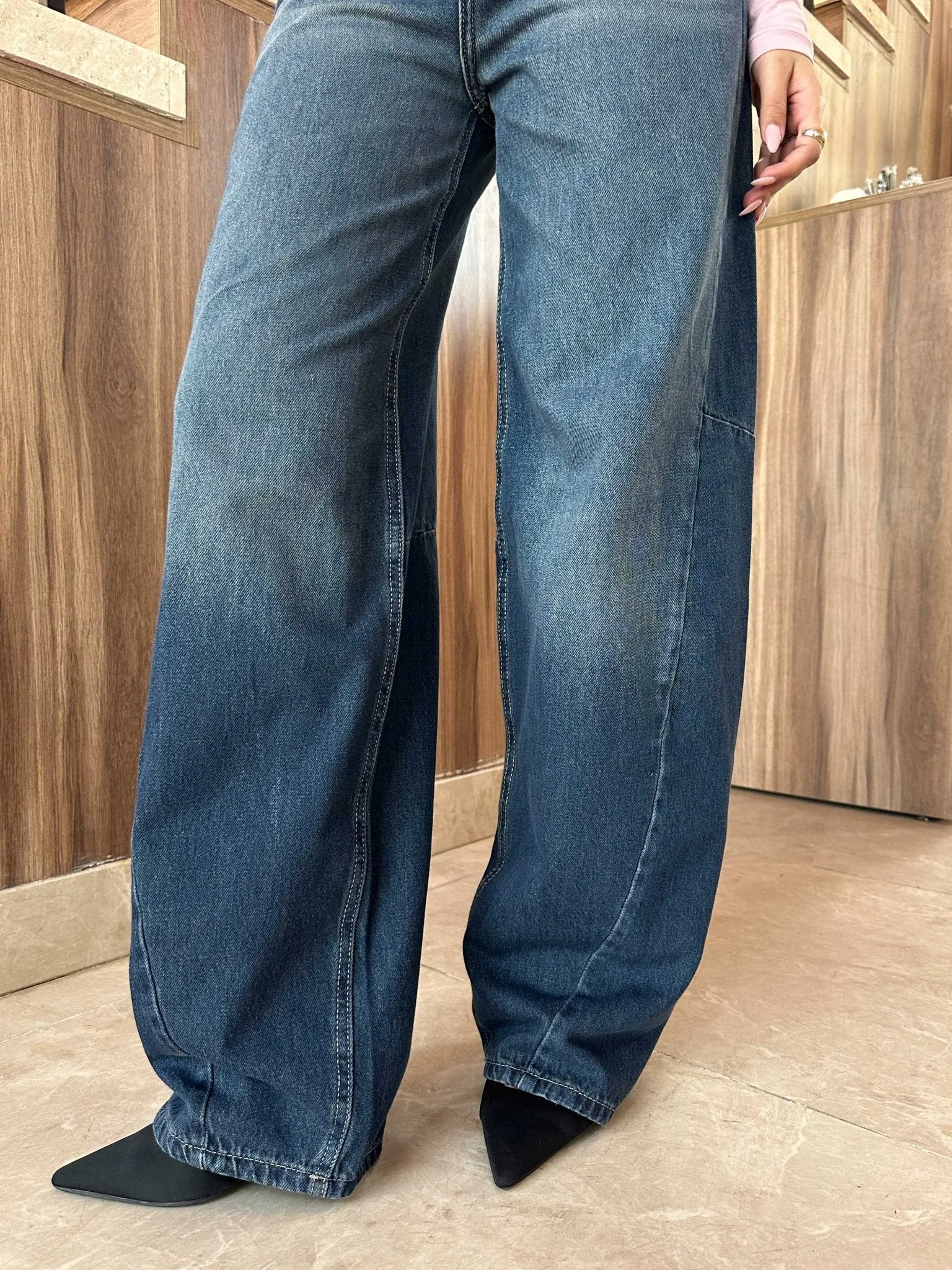 Balloon - Deep Vintage Blue Jeans.