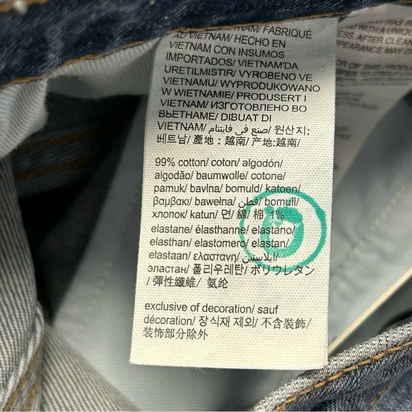 Calvin Klein Mom Jeans Womens Size 25 High Rise Button‎ Fly Tapered NEW