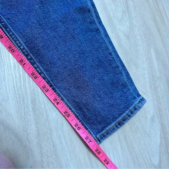 Calvin Klein Mom Jeans Womens Size 25 High Rise Button‎ Fly Tapered NEW