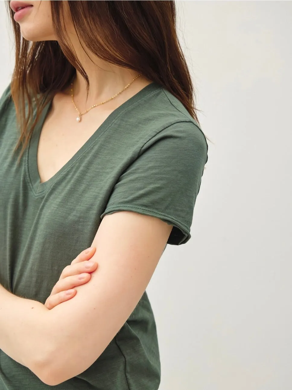 Cotton V-neck Tee - Pine