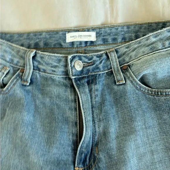Daryl-Ann Denner Pink Lily Collab High Rise Distressed Light Denim Jeans Size 27