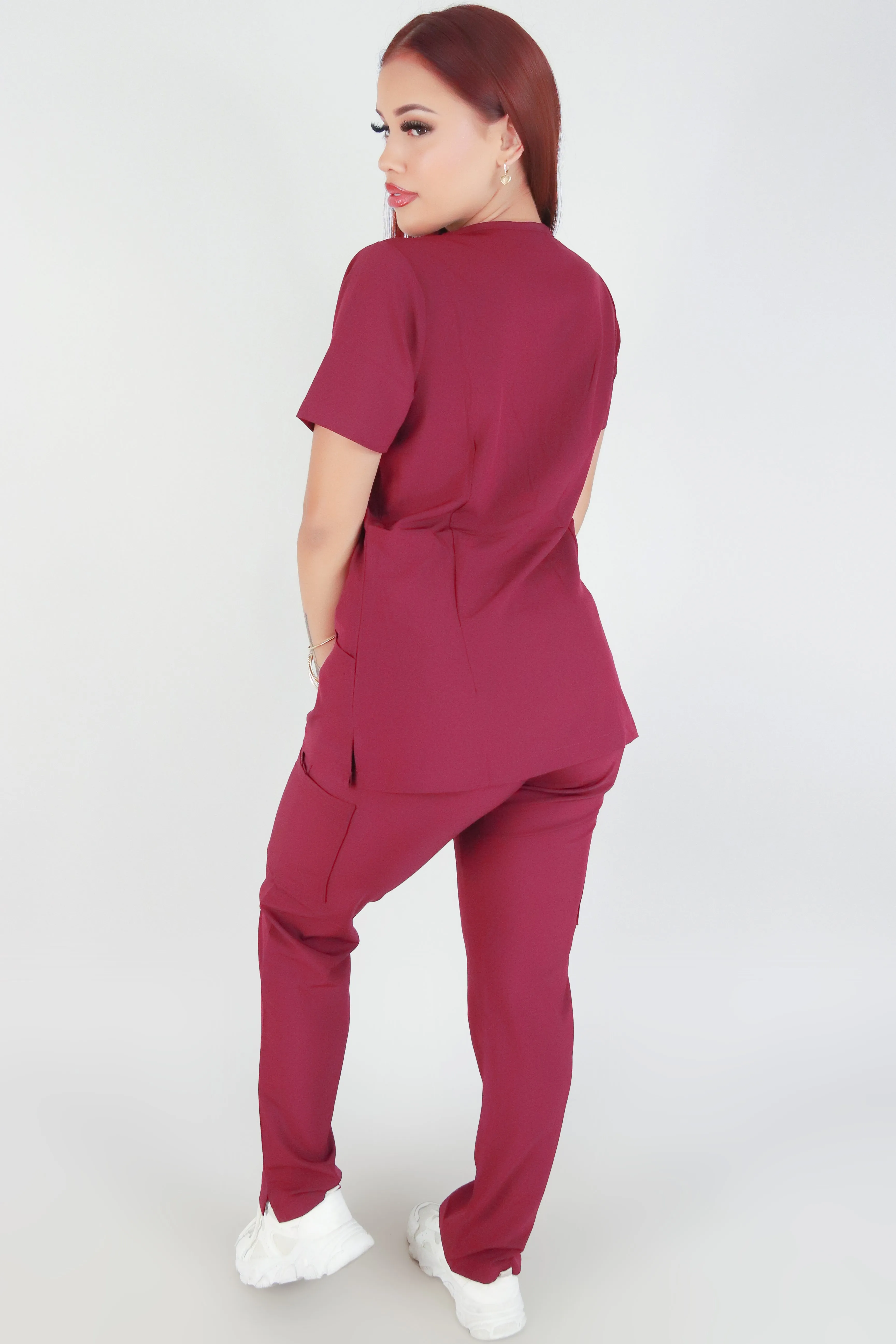 DELIVER ME SCRUB TOP