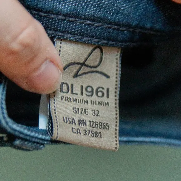 DL1961 Grace Dark Wash High Rise Straight Leg Jeans Sz 32