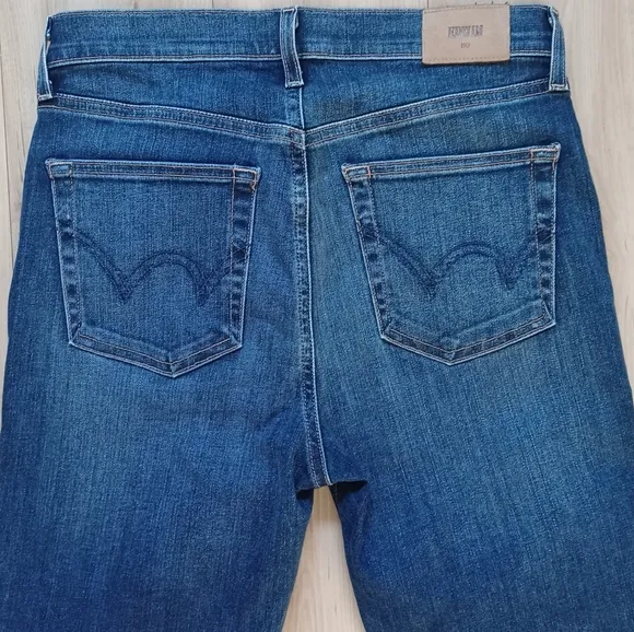 Edwin Bree High Waist Raw Hem Ankle Straight Leg Dejablue
