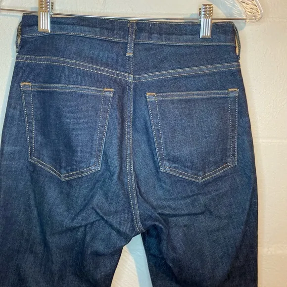 Everlane Dark Blue mid rise Frayed raw cut Hem straight leg Jeans size 25
