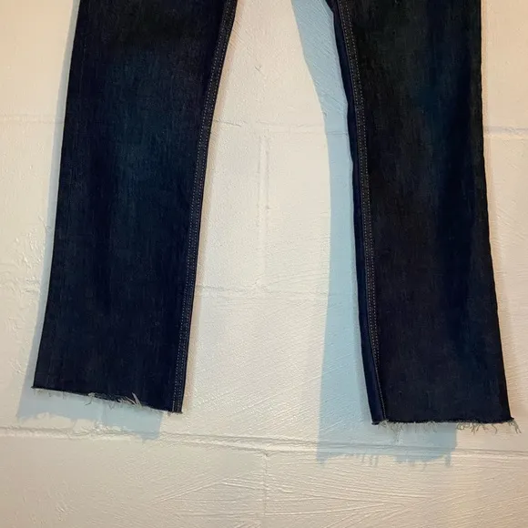 Everlane Dark Blue mid rise Frayed raw cut Hem straight leg Jeans size 25