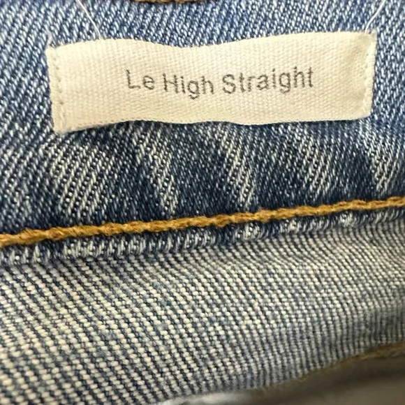 Frame Le High Straight Jeans🦄