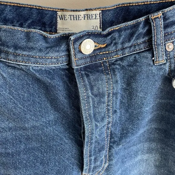 Free People We The Free The Maggie Mid-Rise Straight Leg Frayed Jeans - Size 30