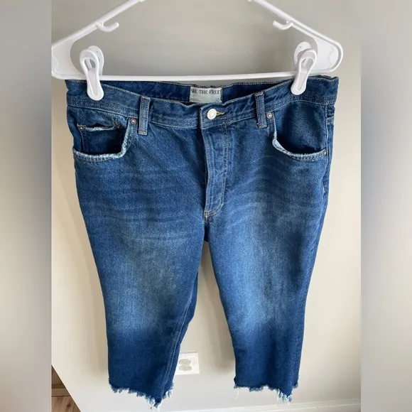 Free People We The Free The Maggie Mid-Rise Straight Leg Frayed Jeans - Size 30