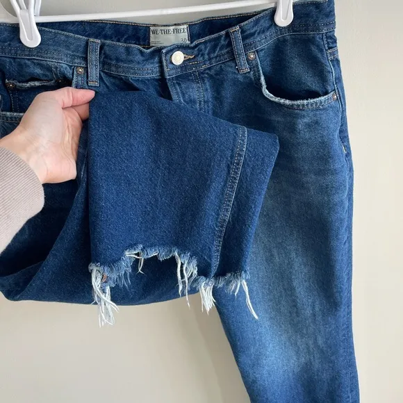 Free People We The Free The Maggie Mid-Rise Straight Leg Frayed Jeans - Size 30