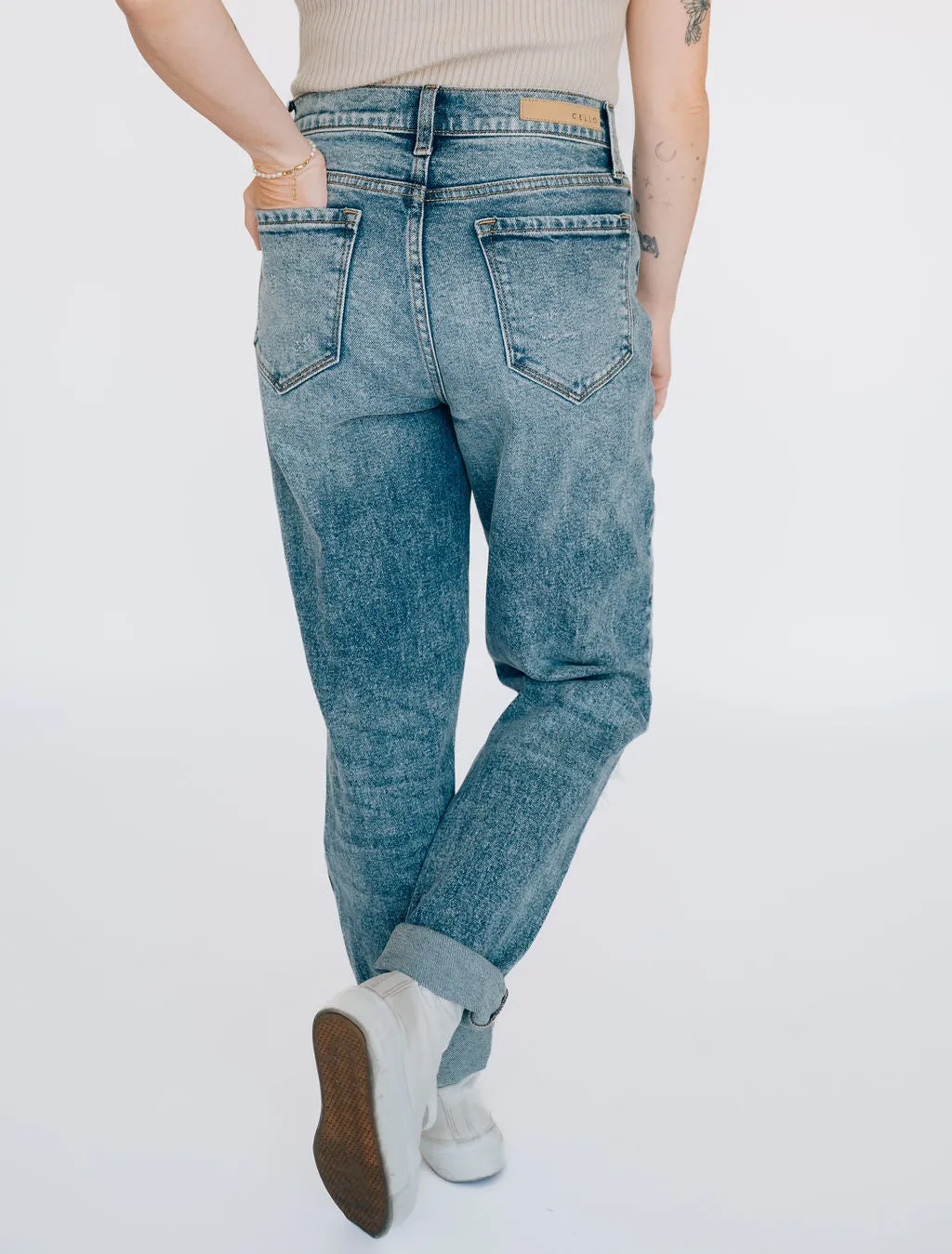 High Rise Distressed Mom Jean
