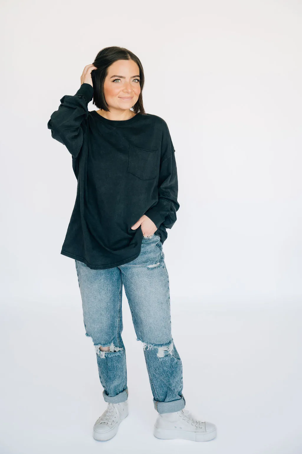 High Rise Distressed Mom Jean
