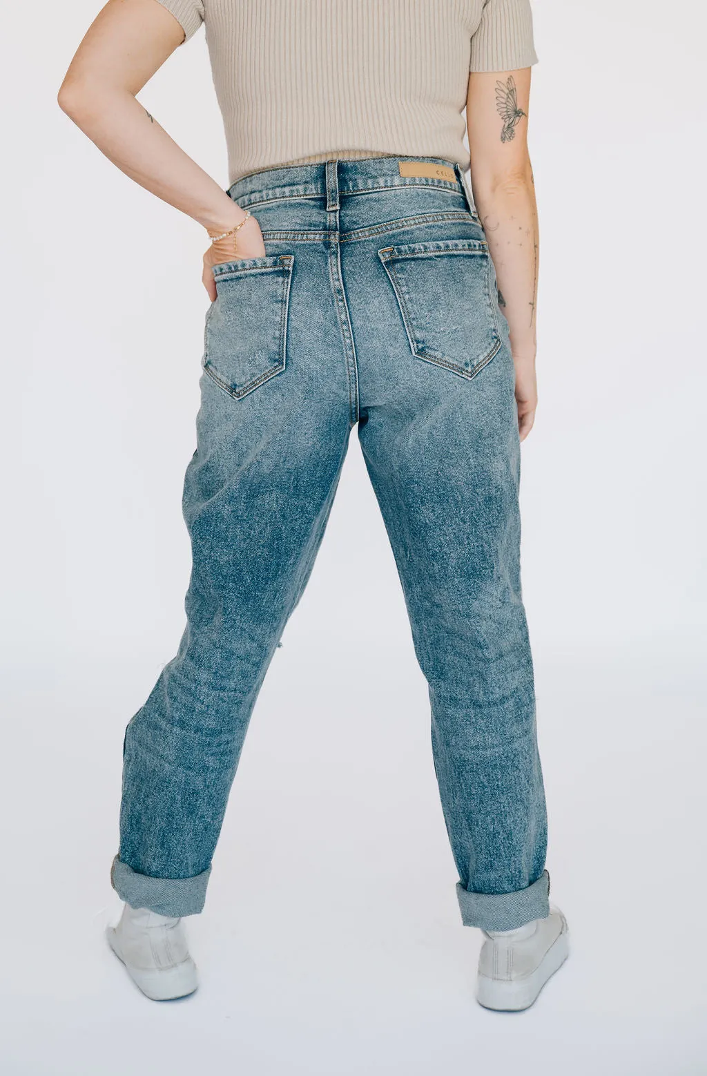 High Rise Distressed Mom Jean