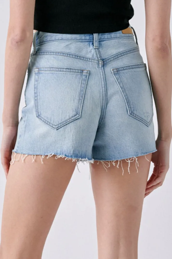 High Rise Mom Shorts Light Wash