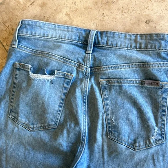 Joes Distessed Knee Jeans
