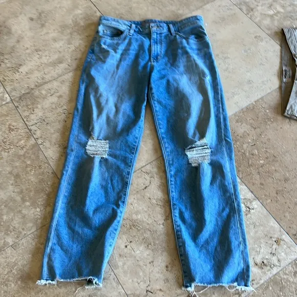 Joes Distessed Knee Jeans
