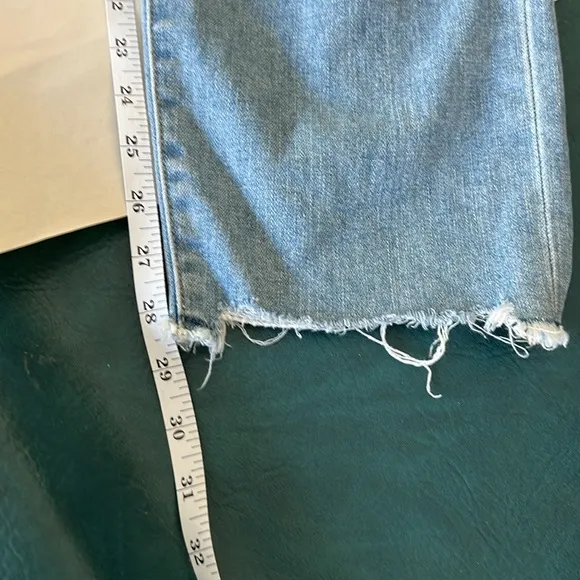 Joes Distessed Knee Jeans