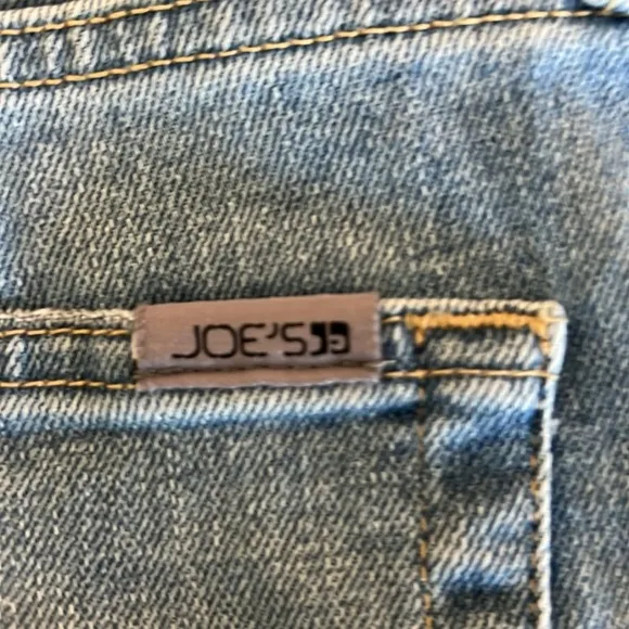 Joes Distessed Knee Jeans