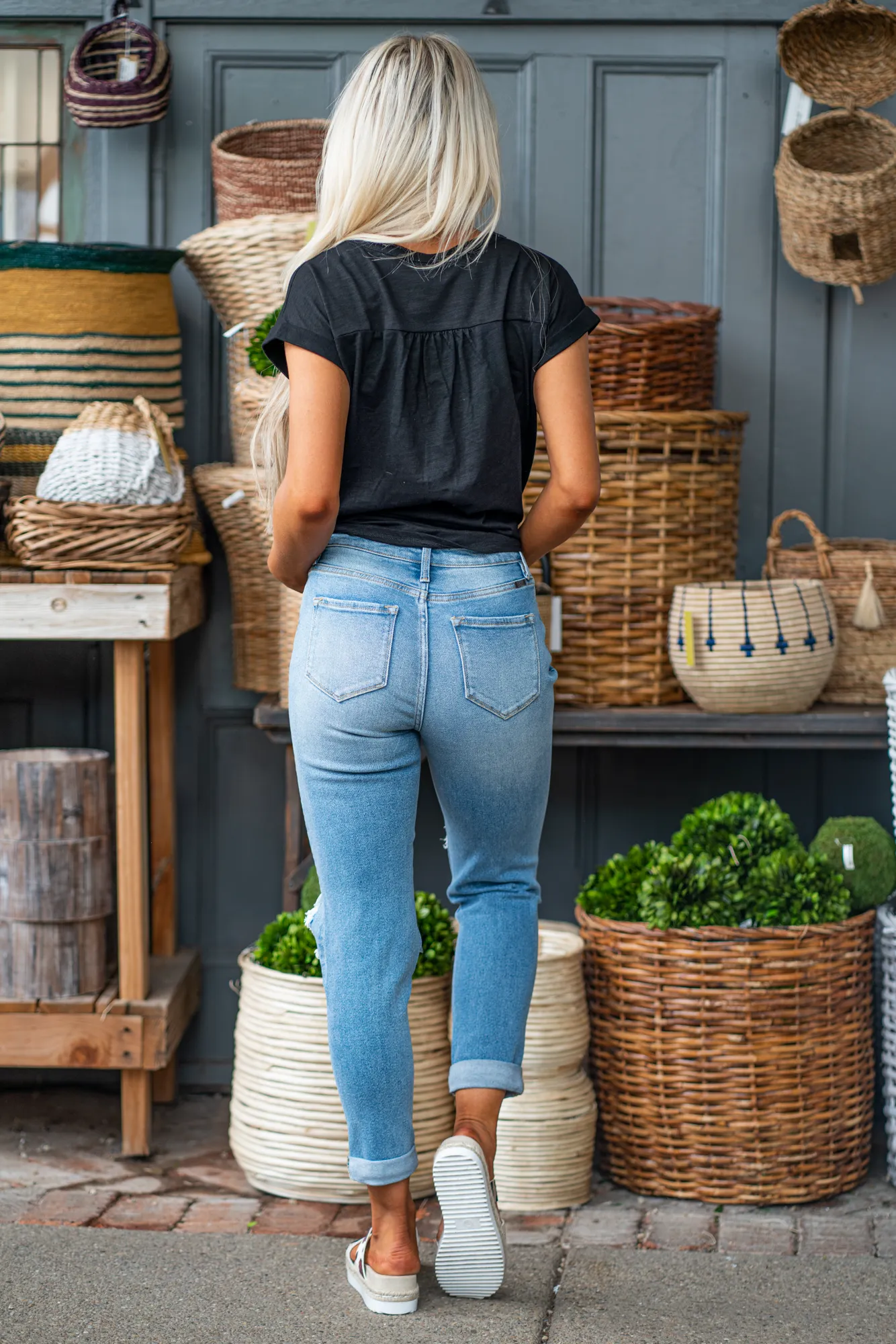 Jojo High Rise Mom Jeans
