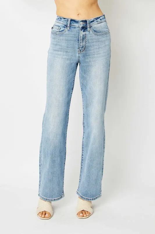 Judy Blue High Waisted Light Wash Straight Leg