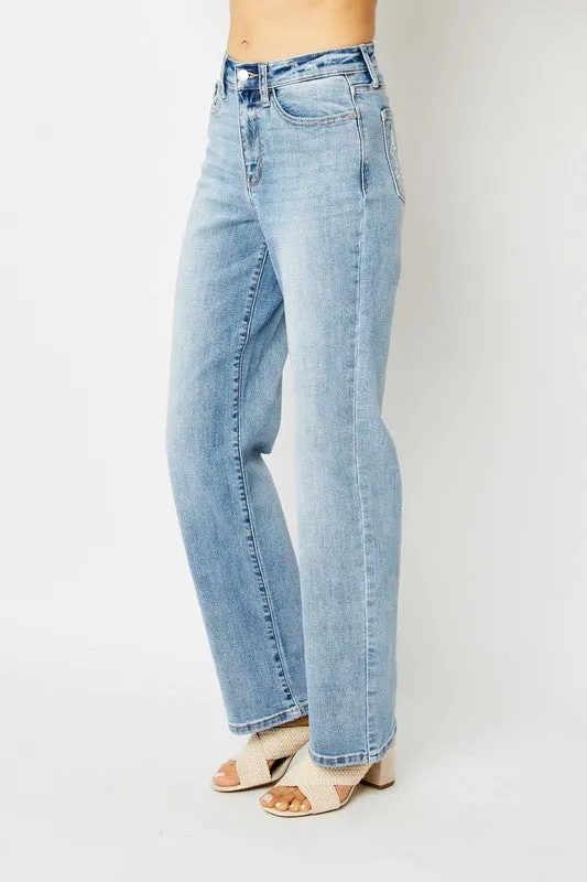 Judy Blue High Waisted Light Wash Straight Leg