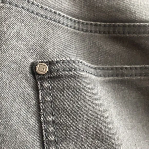 Lafayette 148 Charcoal Gray Straight Leg Jeans
