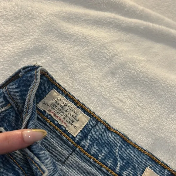 Levi Premium‎ Denim