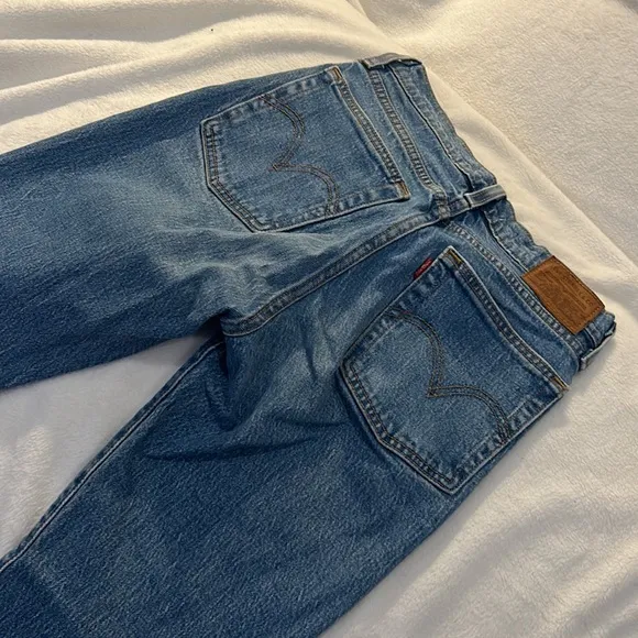 Levi Premium‎ Denim