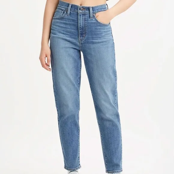 Levi's High Waisted Tapered Mom Jeans SZ 30