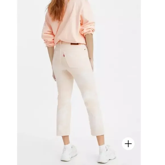 Levi’s Premium Wedgie Straight Jeans in The Peach, 30x28