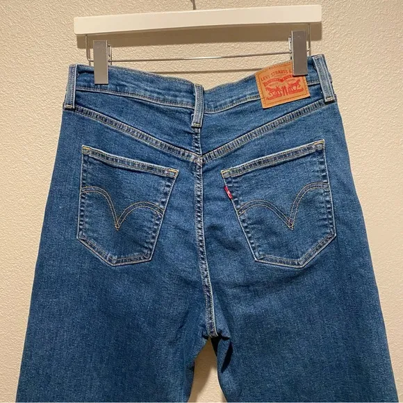 Levi’s‎ Ribcage Straight Ankle Jeans Size 31 blue casual
