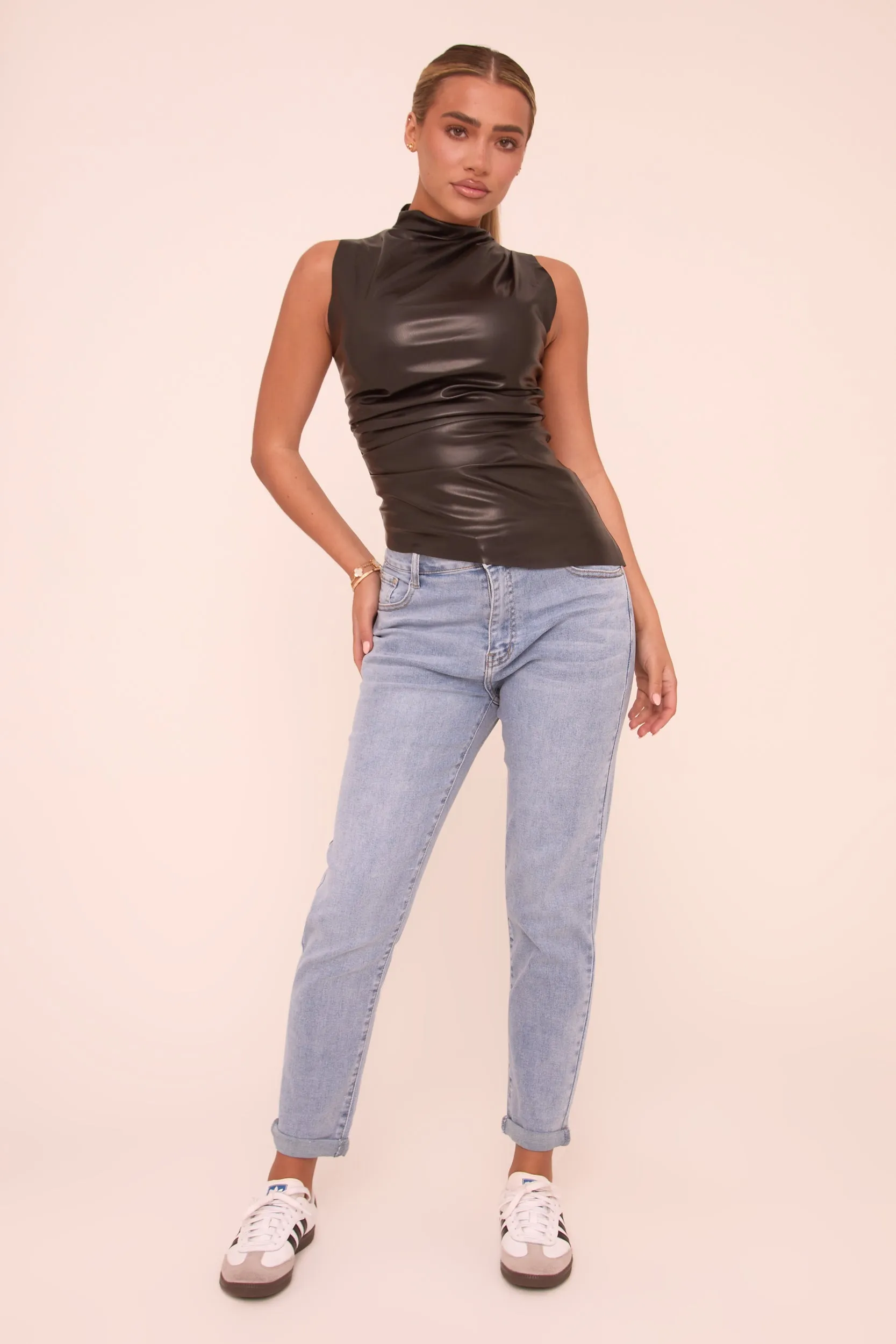 Light Blue Stretch High Waist Turn Up Hem Mom Jeans - Corra