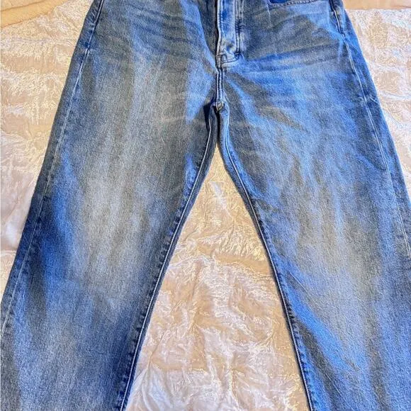 Lucky Brand 90s Loose High Rise Blue Straight Jeans