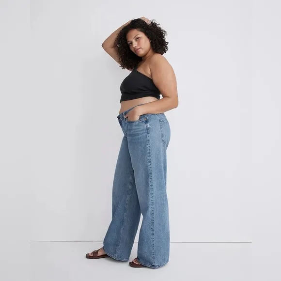 Madewell Low-Rise Superwide-Leg Jeans in Mainview Wash