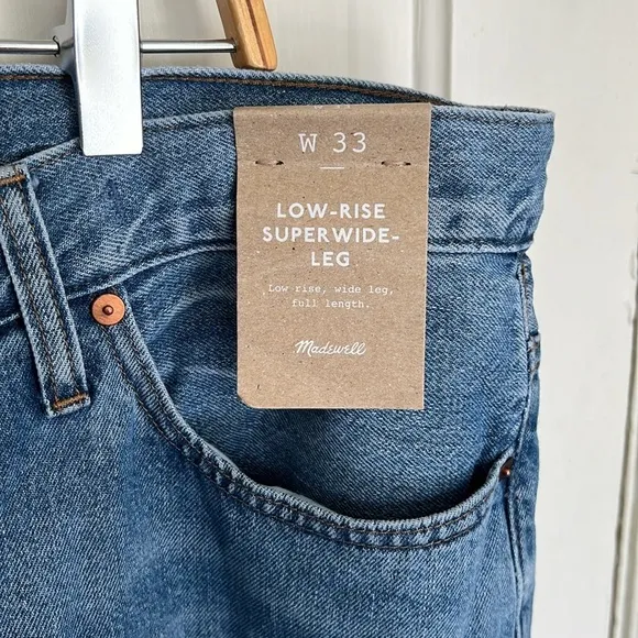Madewell Low-Rise Superwide-Leg Jeans in Mainview Wash