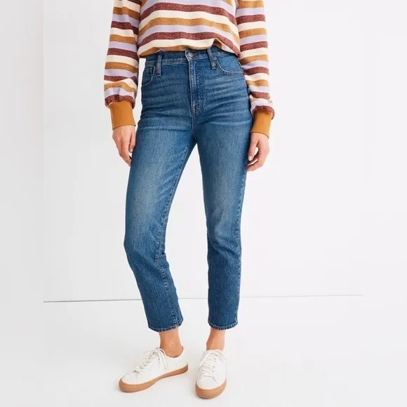 Madewell Tall Classic Straight Jeans in Coldbrook Wash, Size 26T