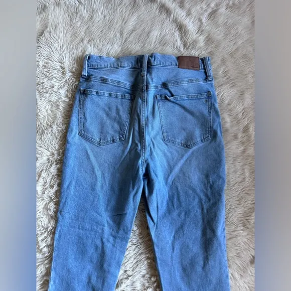 Madewell The Perfect Vintage Jean in Ellicott Wash Straight Leg Raw Hem Size 29