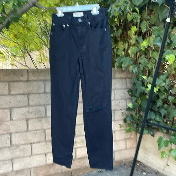 Madewell The Petite Perfect Vintage Jean in Stone Black Knee-Slit Edition