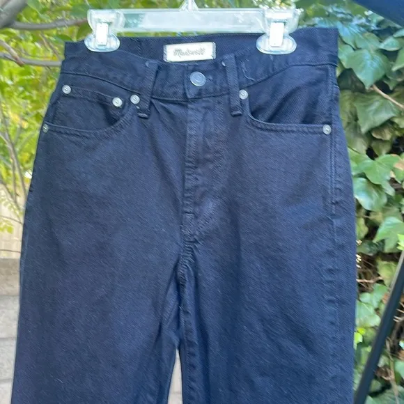 Madewell The Petite Perfect Vintage Jean in Stone Black Knee-Slit Edition