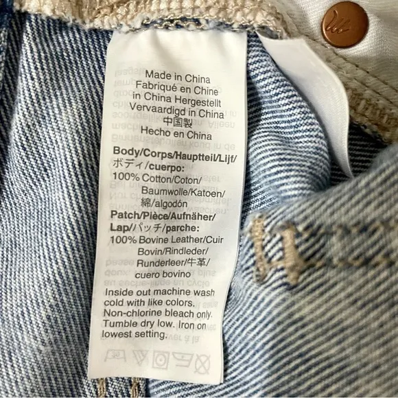 Madewell The Pleated Mom Jean in Phair Wash Size 29