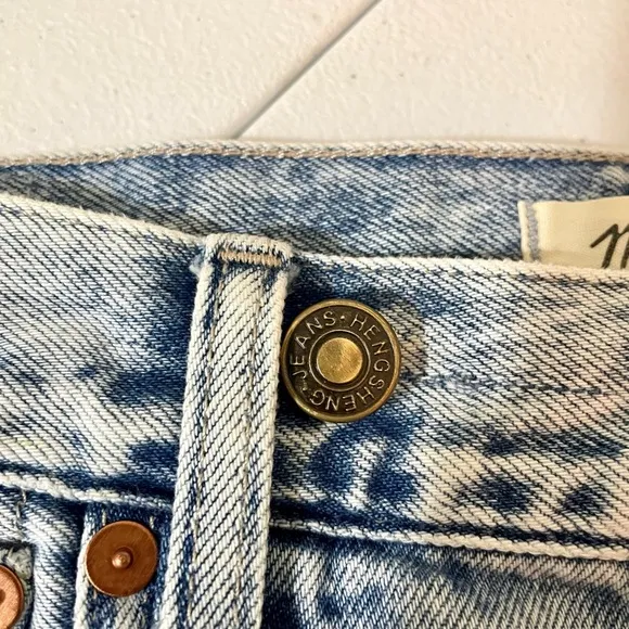 Madewell The Pleated Mom Jean in Phair Wash Size 29
