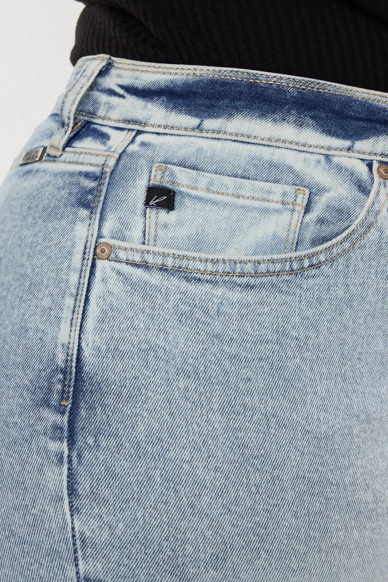 Mapel High Rise Slim Straight Jeans (Plus Size)
