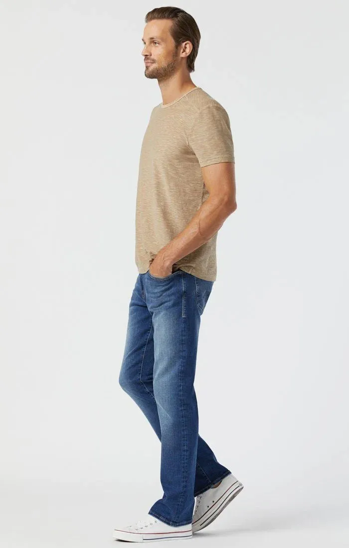 MAVI:  Zach Mid Brushed Organic Move