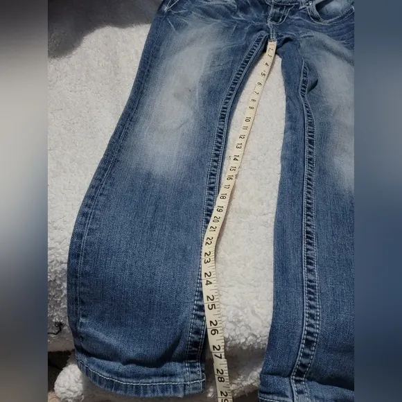 Miss Me Jeans.  Size 26x29 straight leg, whisking, low rise like new