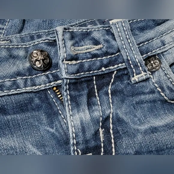 Miss Me Jeans.  Size 26x29 straight leg, whisking, low rise like new